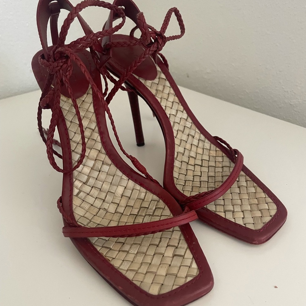 Vintage Gucci Lace Up Heels